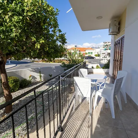 The City House בית נופש