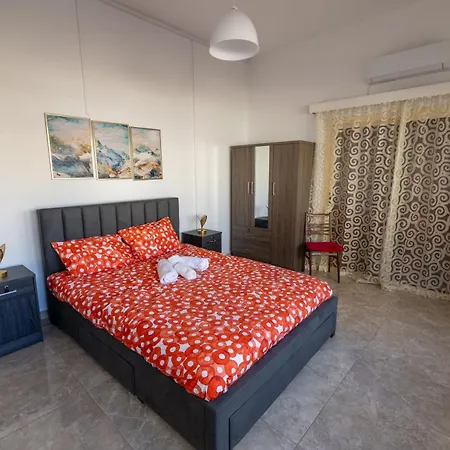Dom wakacyjny The City House Pafos